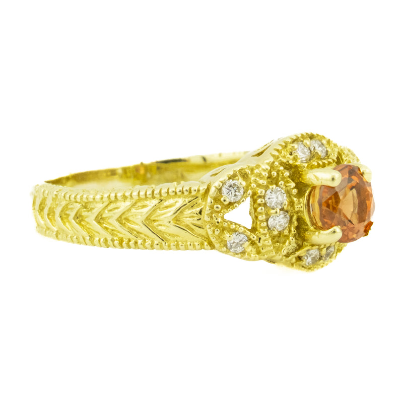 0.91ctw Round Orange Padparadscha Sapphire & Diamond Accented Ring in 18K Yellow Gold - Size 8