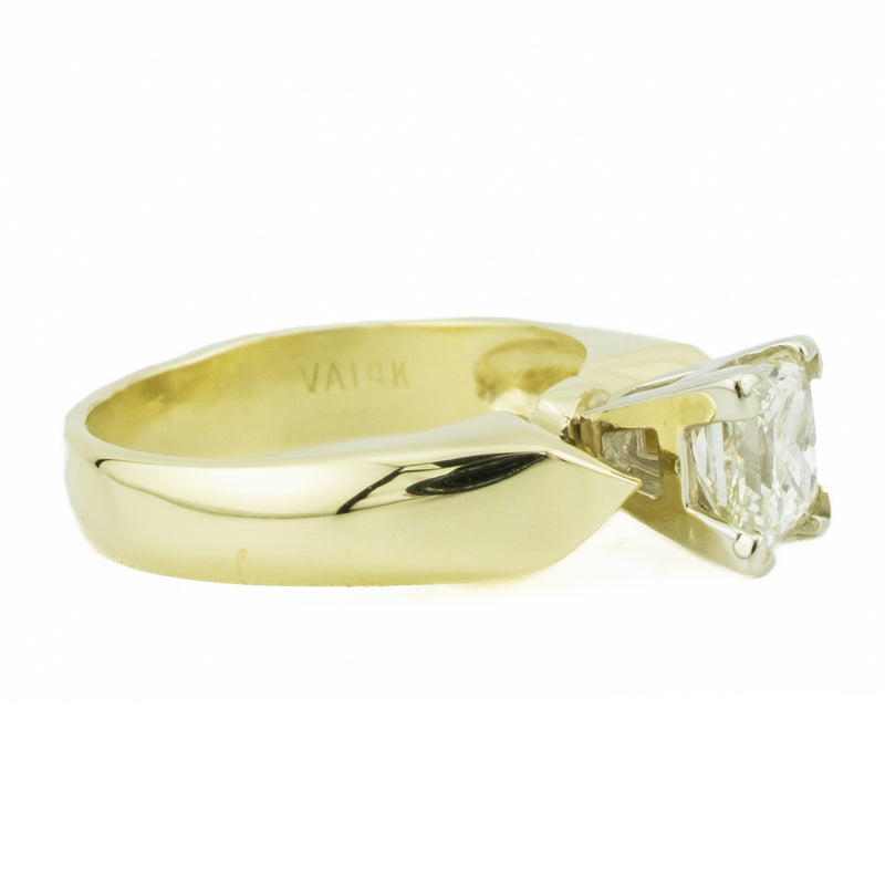 0.89ct I/SI2 Princess Diamond Solitaire Engagement Ring in 14K Yellow Gold