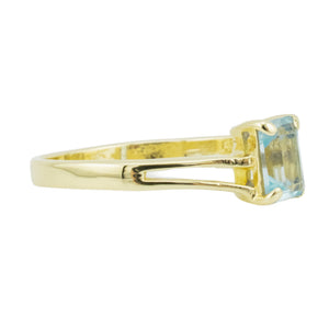 0.35ctw Emerald Cut Aquamarine Solitaire Gemstone Ring in 14K Yellow Gold - Size 6.75