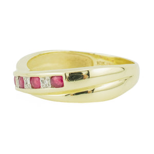 0.12ctw Ruby & 0.02ctw Diamond Accented Ring in 10K Yellow Gold - Size 8.25