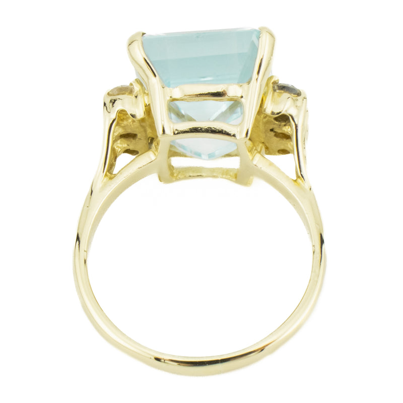 Blue Topaz with Diamond Accents Ring in 14K Yellow Gold - Size 6.75
