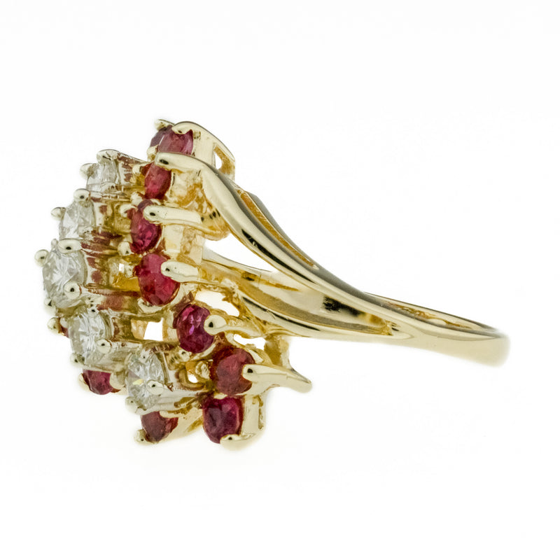 0.80ctw Natural Ruby & 0.75ctw Diamond Accents Ring in 14K Yellow Gold - Size 6