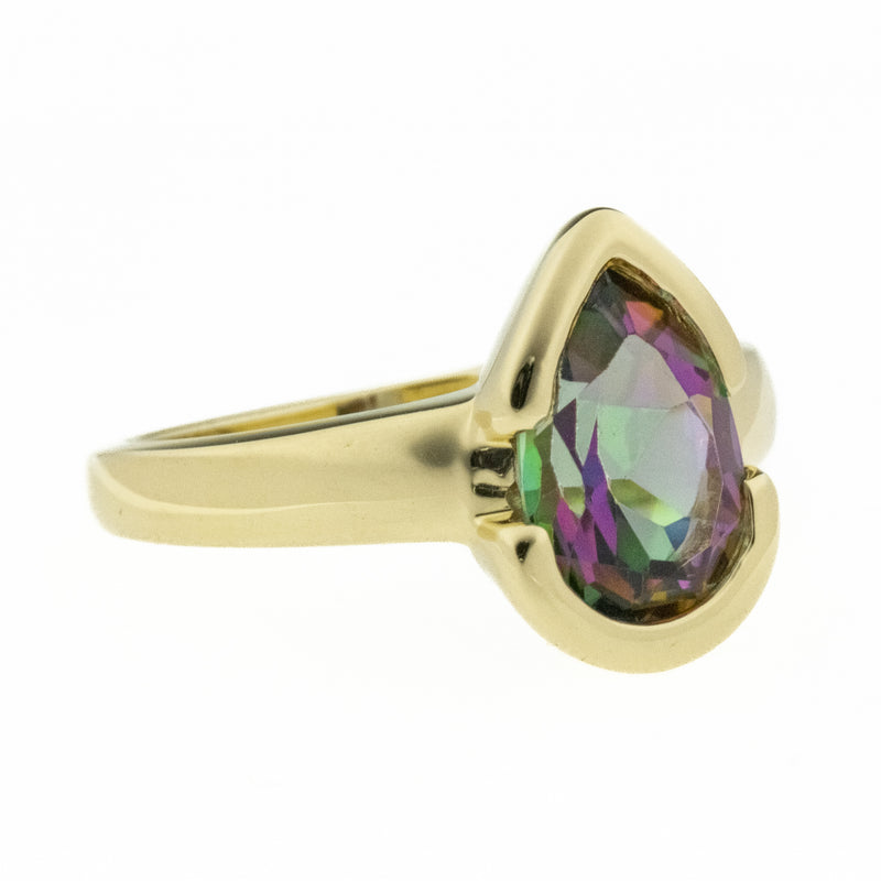 2.47ct Mystic Topaz Solitaire Gemstone Ring in 14K Yellow Gold - Size 6.75