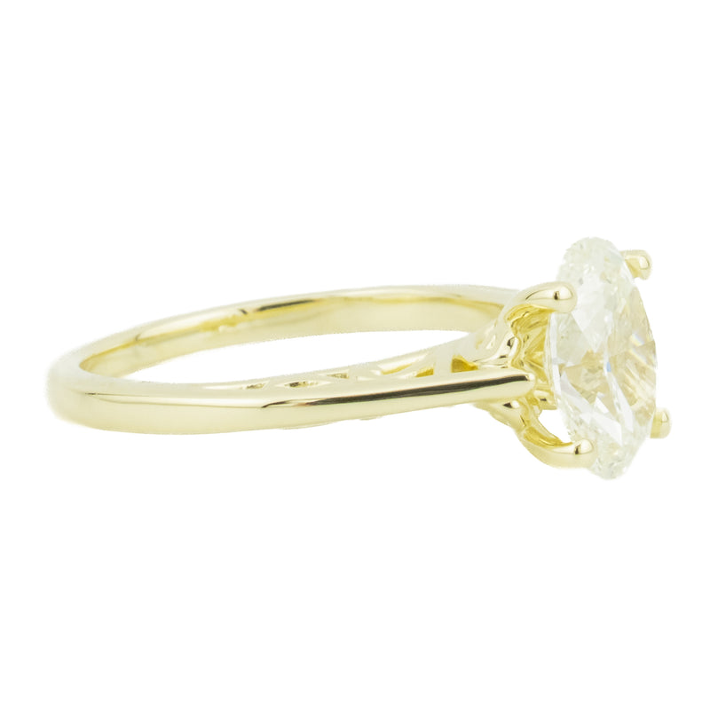 1.65ct SI1/L Oval Diamond Solitaire Engagement Ring in 14K Yellow Gold - Size 7