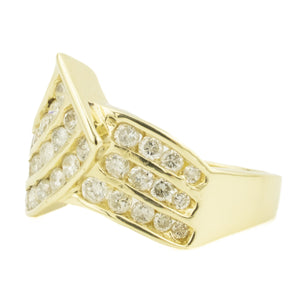 1.00ctw Round Brilliant Diamond Accented Cluster Ring in 10K Yellow Gold - Size 6.5