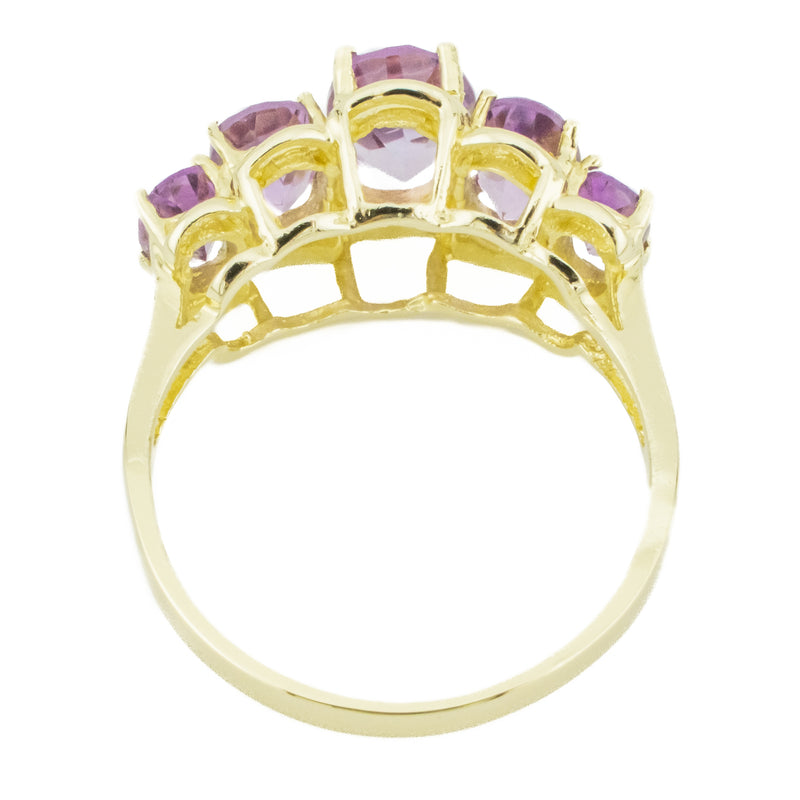 3.00ctw Oval Cut Amethyst Accented Gemstone Ring in 14K Yellow Gold - Size 6