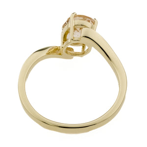 2.22ctw Oval Morganite Solitaire Ring in 14K Yellow Gold - Size 7