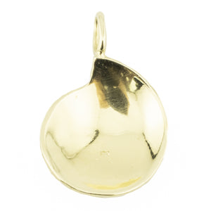 Gold Seashell Pendant in 14K Yellow Gold - 4.1 Grams