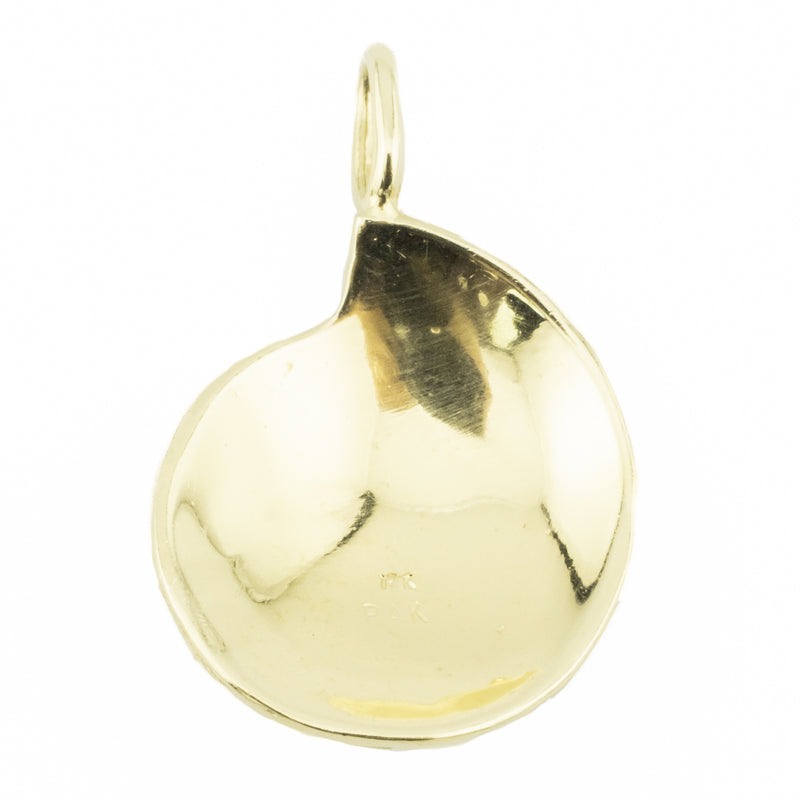 Gold Seashell Pendant in 14K Yellow Gold - 4.1 Grams