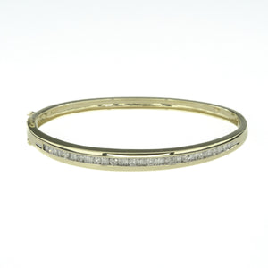 1.80ctw Round & Baguette Diamond Bangle 6.75" Bracelet in 10K Yellow Gold