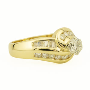 0.33ctw Round Brilliant Diamond and 0.72ctw Diamond Accented Engagement Ring in 14K Yellow Gold - Size 7