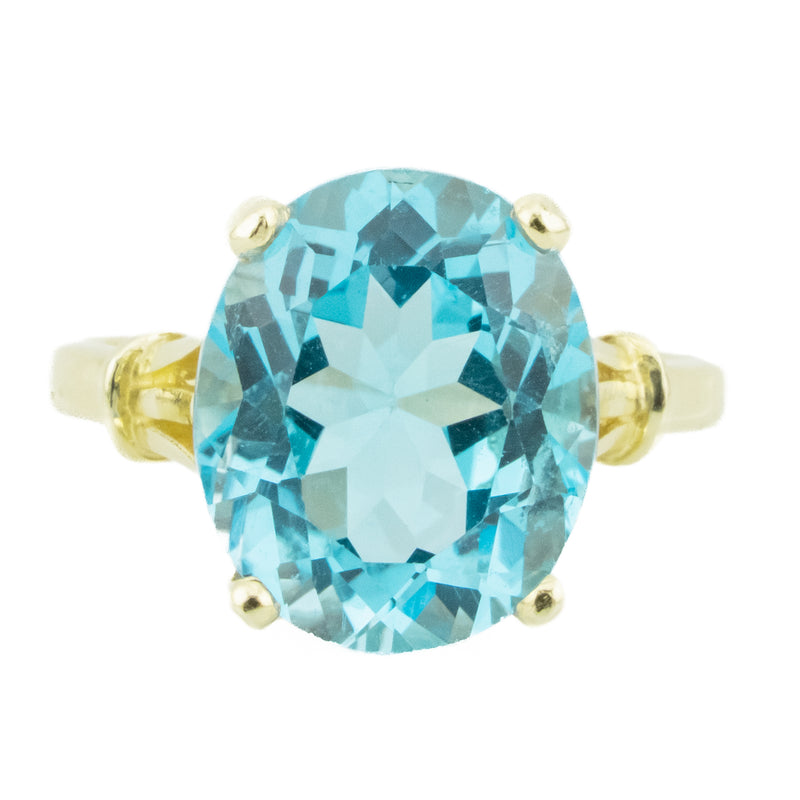 5.00ct Oval Blue Topaz Solitaire Gemstone Ring in 10K Yellow Gold - Size 6