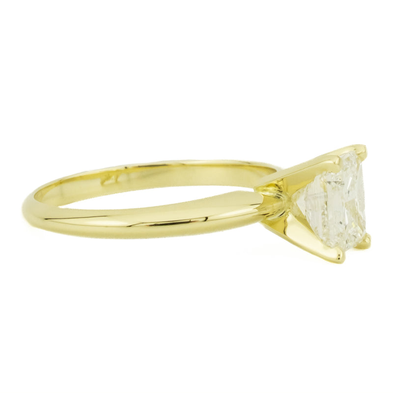 GIA 1.16ctw Radiant Solitaire Diamond Engagement Ring in 14K Yellow Gold - Size 6