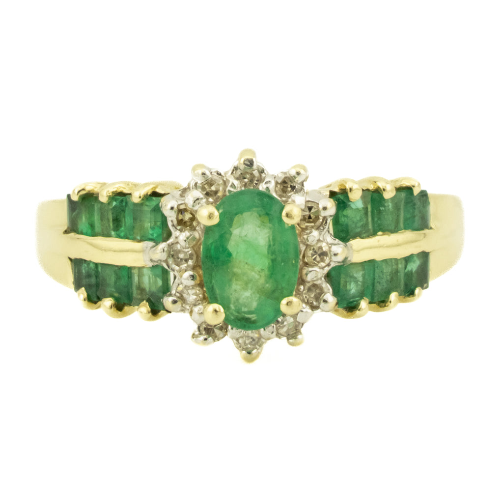 0.42ctw Emerald w/ Diamond Accents Gemstone Ring in 10K Yellow Gold - Size 7