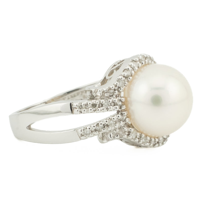 10mm Pearl and Diamond Accented Ring in 14K White Gold - Size 7