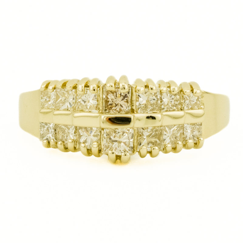 0.92ctw Princess Cut Diamond Accented Cluster Ring in 14K Yellow Gold - Size 6.75