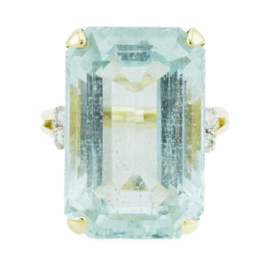 18ctw Emerald Cut Aquamarine w/ Diamond Accents Gemstone Ring in 14K Yellow Gold - Size 7.5