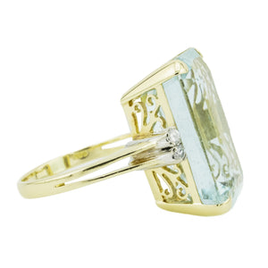 18ctw Emerald Cut Aquamarine w/ Diamond Accents Gemstone Ring in 14K Yellow Gold - Size 7.5