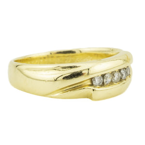 0.20ctw Men's Diamond Accented Wedding Band in 14K Yellow Gold - Size 8.25