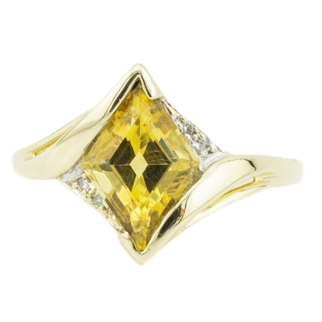 1.00ctw Kite-Like Citrine with Diamond Accents Gemstone Ring in 14K Yellow Gold - Size 9