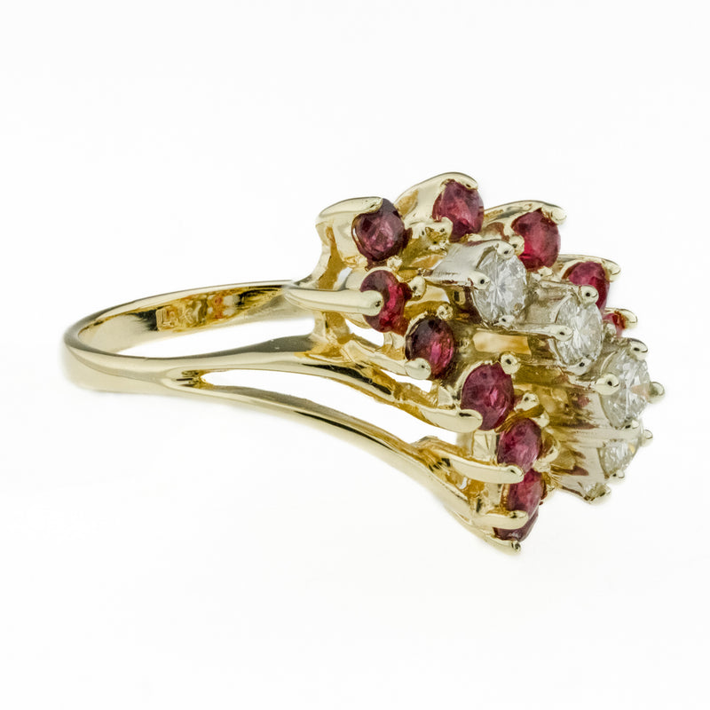 0.80ctw Natural Ruby & 0.75ctw Diamond Accents Ring in 14K Yellow Gold - Size 6