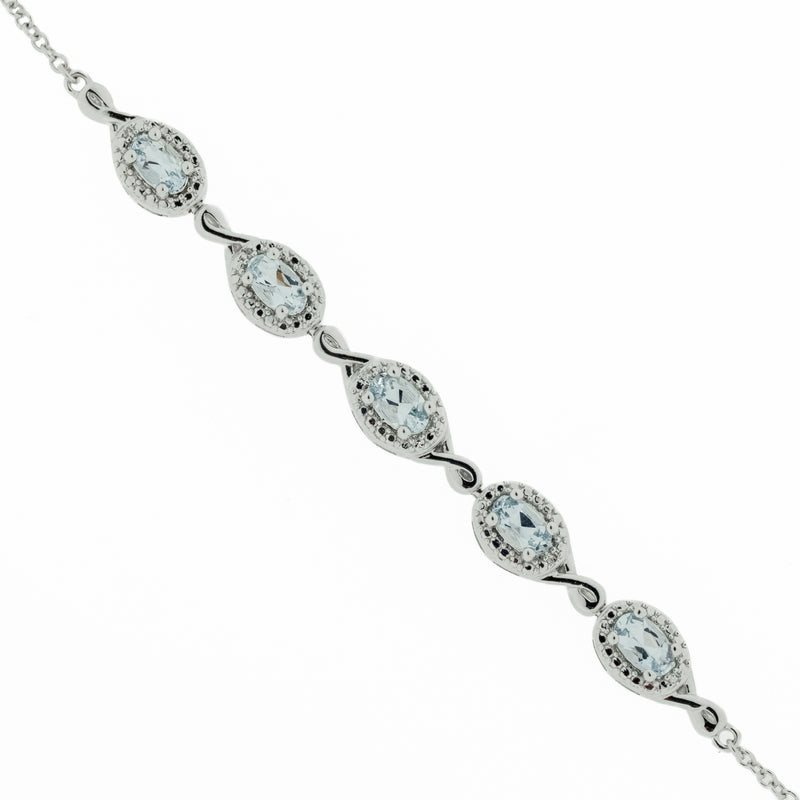 0.97ctw Oval Aquamarine Accented 8" Bracelet in 10K White Gold