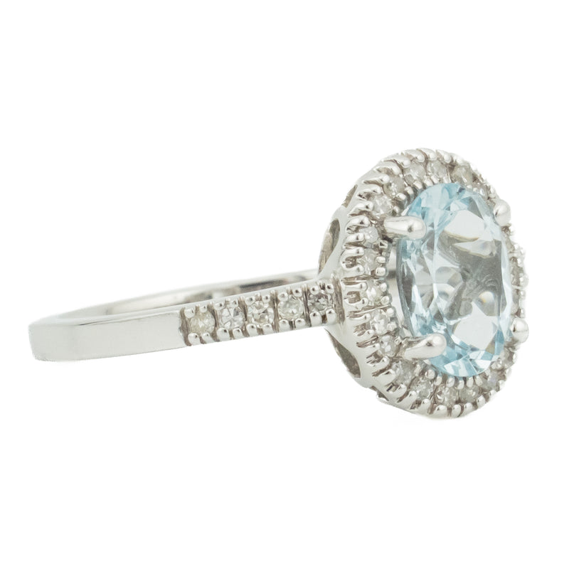 0.90ct Oval Aquamarine w/ 0.15ct Diamond Accents Gemstone Ring in 14K White Gold - Size 6.75