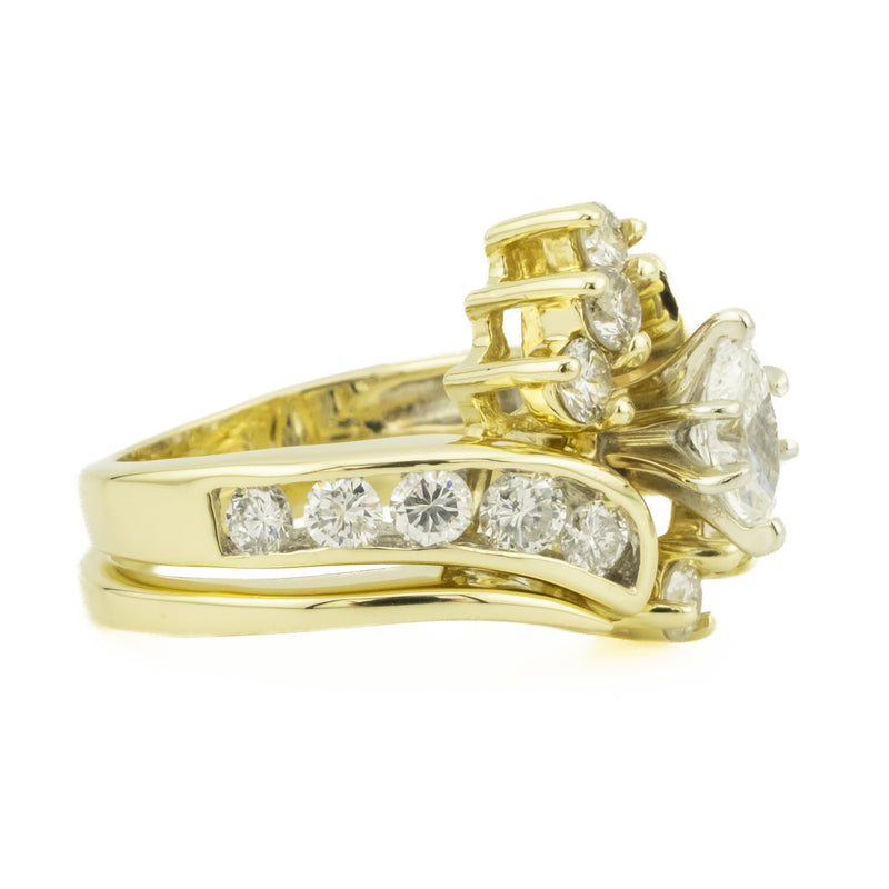 0.33ctw Marquise Diamond and Round Accented Diamond Wedding Set in 14K Yellow Gold - Size 4.25