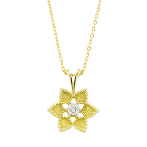 0.15ctw Round Diamond Solitaire Flower Pendant in 18K Yellow Gold - Chain Not Included