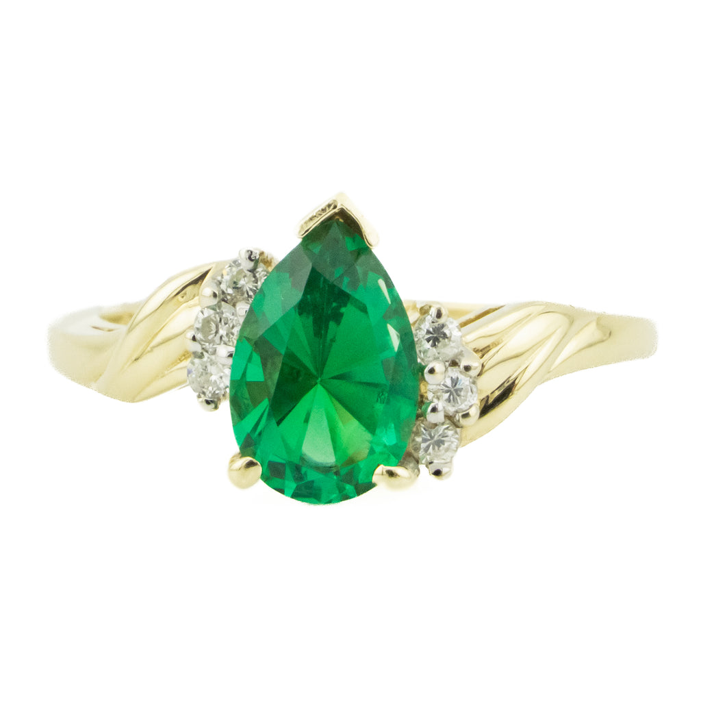 2.30ctw Pear Cut Emerald with Diamond Accents Gemstone Ring in 14K Yellow Gold - Size 7.25