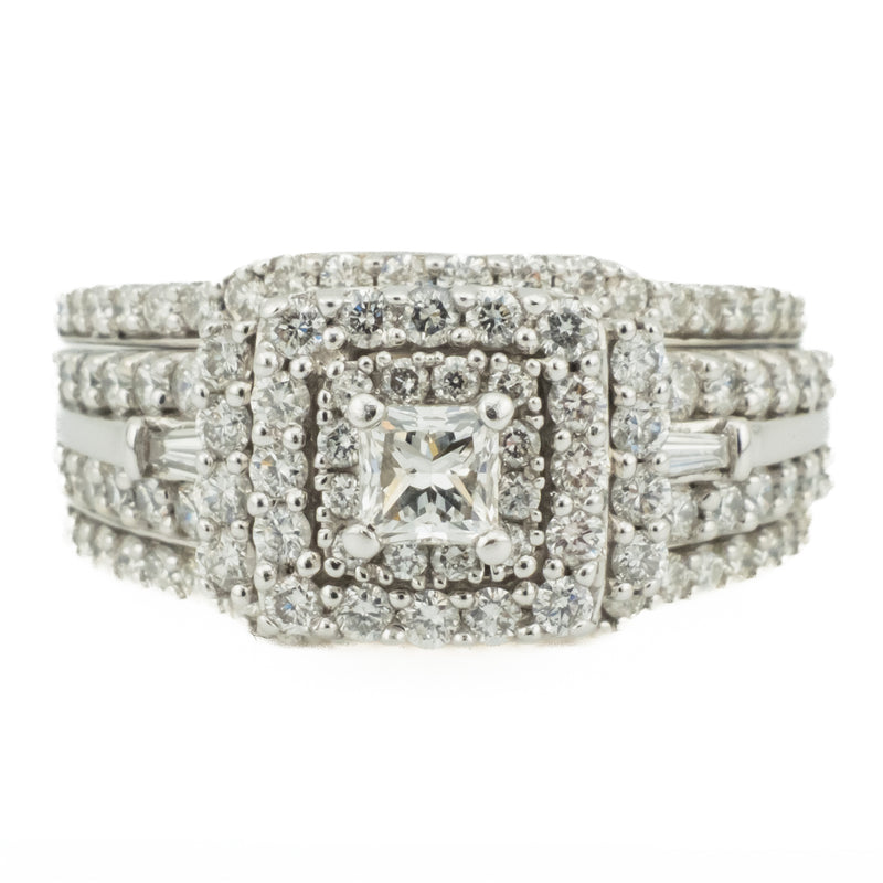 0.29ctw Princess Cut Diamond w/ 1.5ctw Diamond Accented Wedding Set in 14K White Gold - Size 6.5