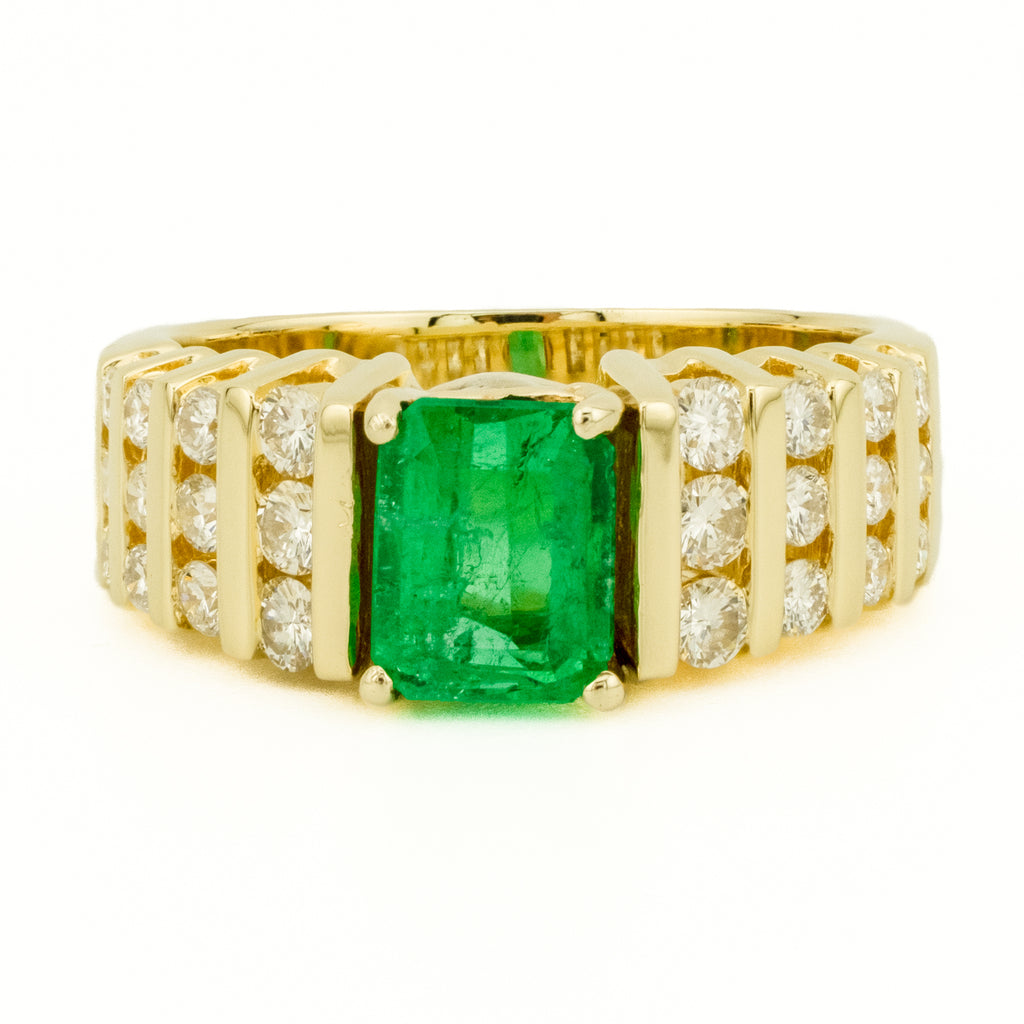 0.83ctw Emerald and 0.72ctw Diamond Accented Gemstone Ring in 18K Yellow Gold - Size 5.25