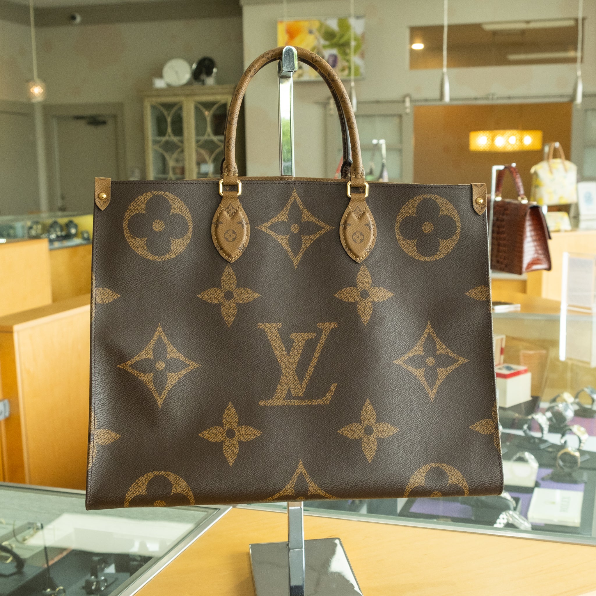 Louis Vuitton OnTheGo GM Handbag Monogram M45320 – Oaks Jewelry