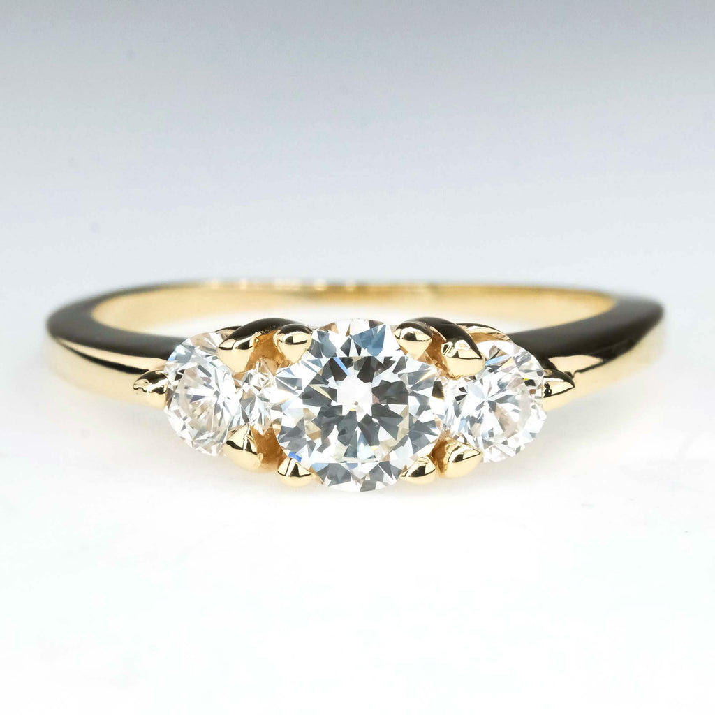 0.90ctw Round Three Stone Diamond Engagement Ring in 14K Yellow Gold