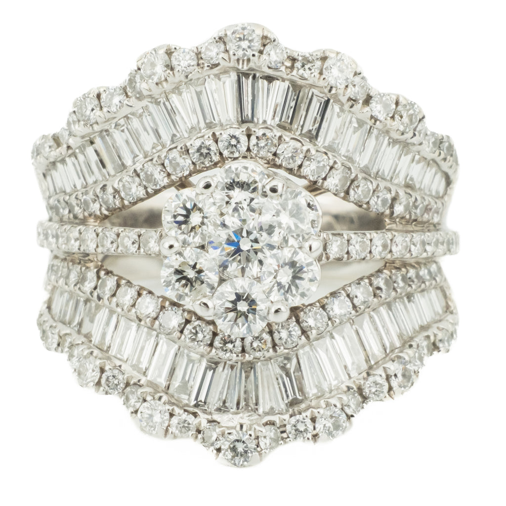 3.00ctw Diamond Accented Cluster Ring in 18K White Gold - Size 7