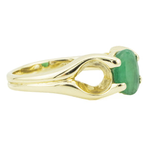 1.00ctw Oval Emerald Solitaire Gemstone Ring in 14K Yellow Gold - Size 7.75