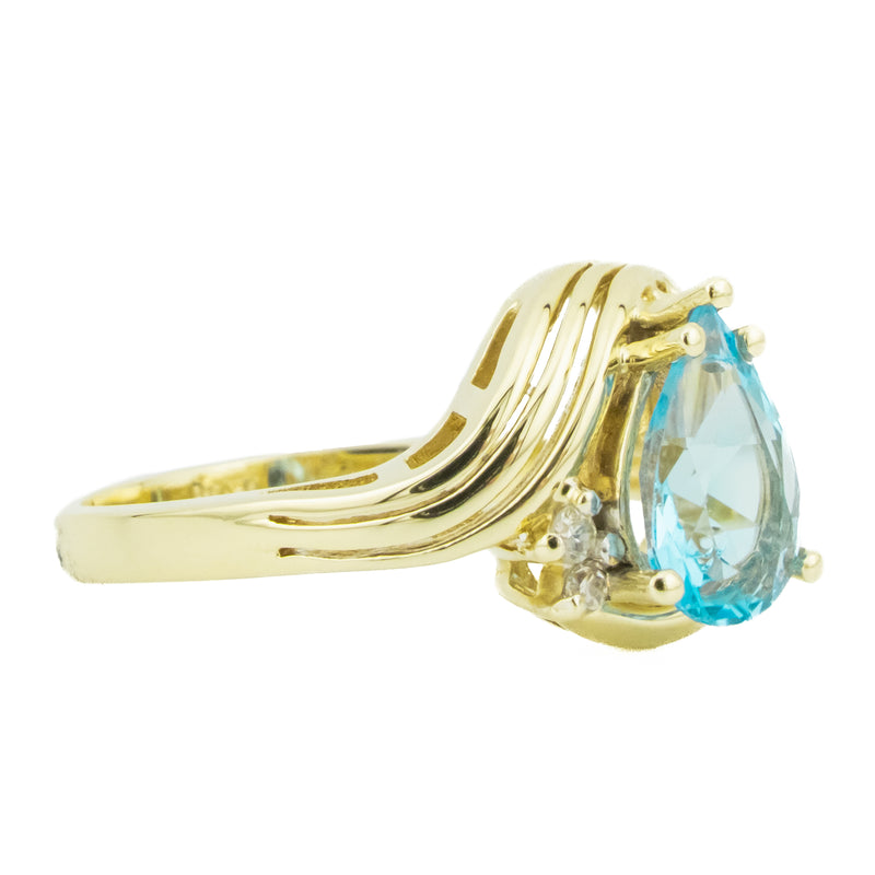 1.25ctw Pear Shape Blue Topaz with Diamond Accents Ring in 10K Yellow Gold - Size 6