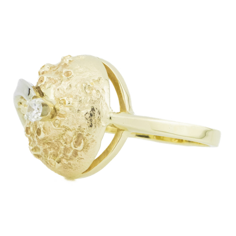 0.10ctw Round Solitaire Diamond Shooting Star & Moon Ring in 14K Two-Tone Gold - Size 6.5