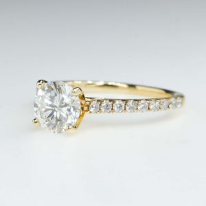 14K Yellow Gold 1.00ct Round Diamond I1/H & Side Accents Engagement Ring Size 6