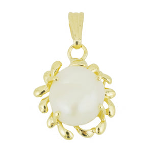 Pearl Pendant in 14K Yellow Gold - 1.7 Grams - Chain Not Included