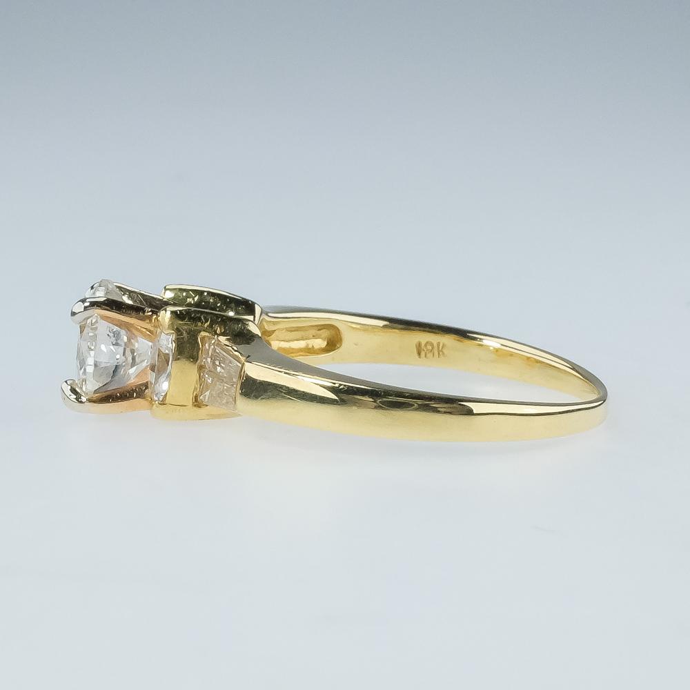 Yellow Gold Vintage Engagement Ring | Antique Design 1.00ct / 18kt / Yellow