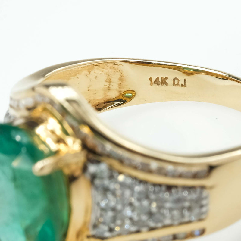 3.67ct Oval Natural Emerald and Diamond Accented Ring in 14K Yellow Gold